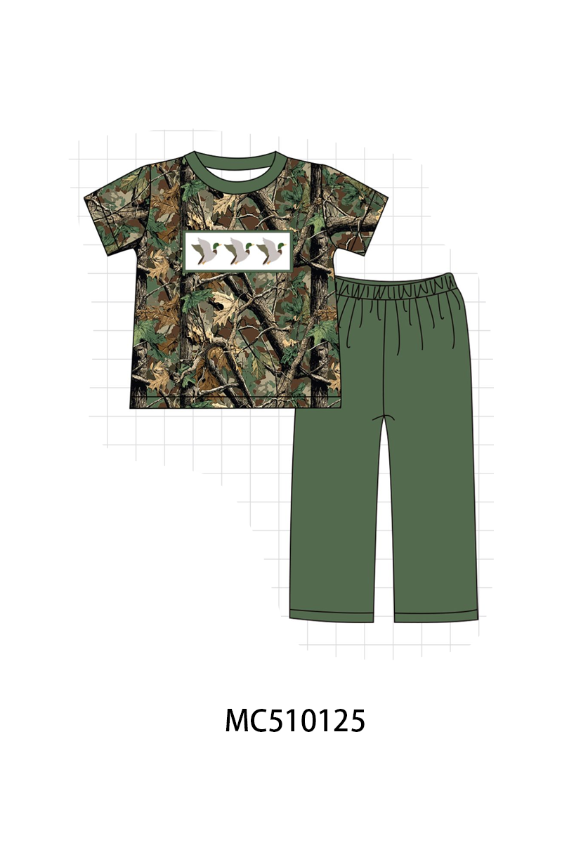 Camo duck embroidery collection